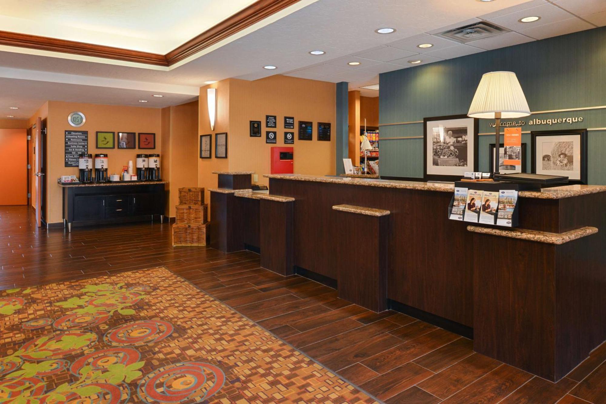 Hampton Inn & Suites Albuquerque-Coors Road Εξωτερικό φωτογραφία
