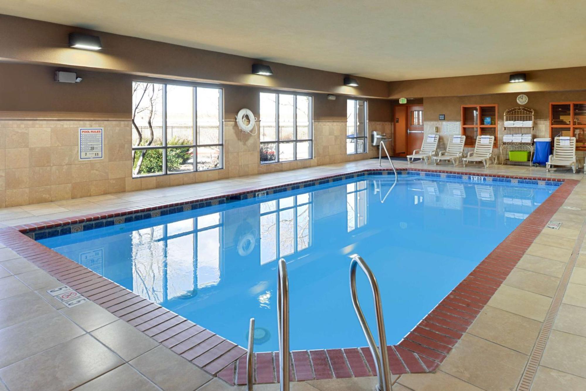 Hampton Inn & Suites Albuquerque-Coors Road Εξωτερικό φωτογραφία